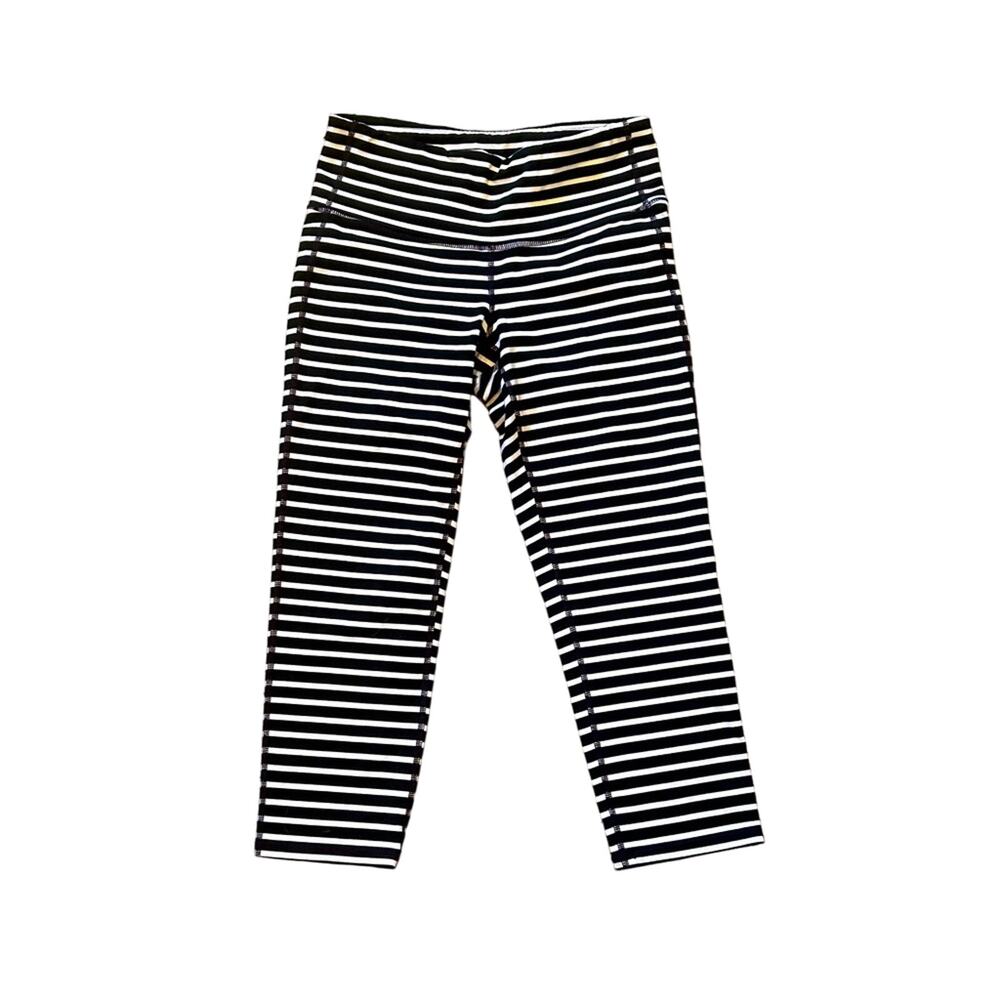 Athleta black white striped capri leggings size small